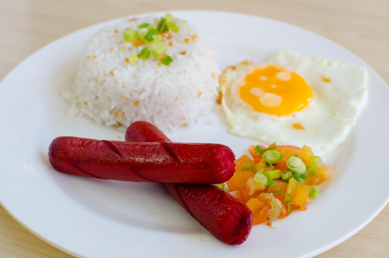 Madison Hotel Phl Iloilo City Bagian luar foto