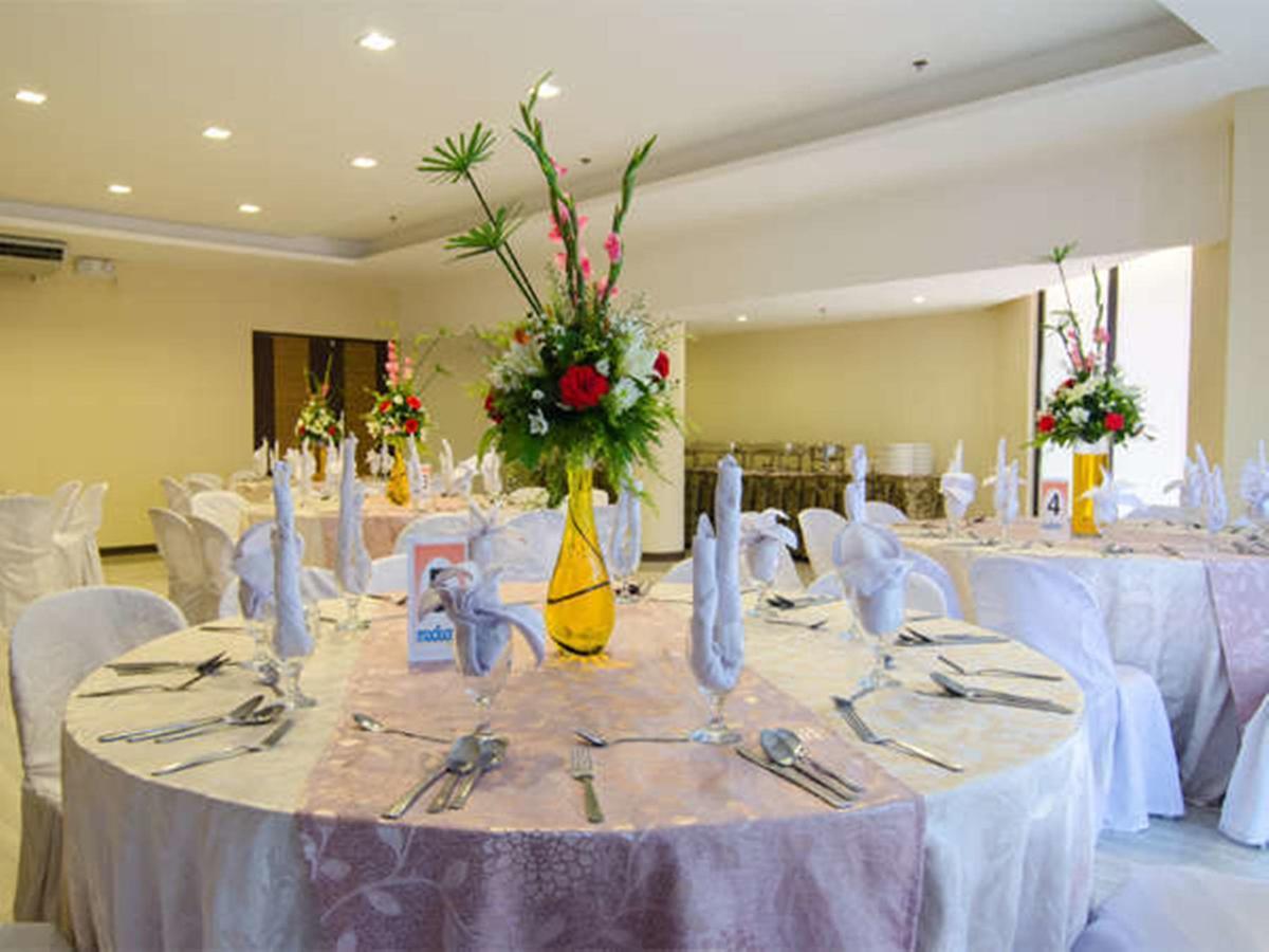 Madison Hotel Phl Iloilo City Bagian luar foto