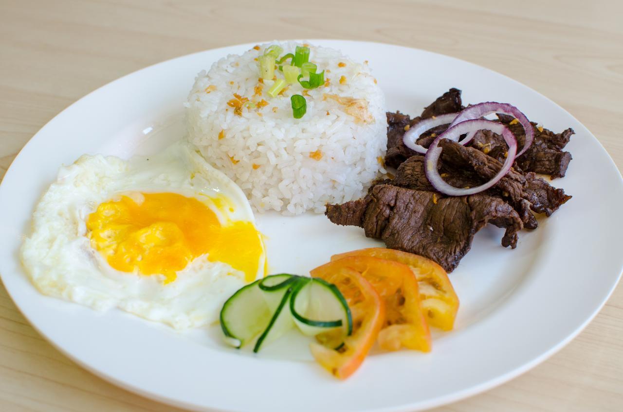 Madison Hotel Phl Iloilo City Bagian luar foto